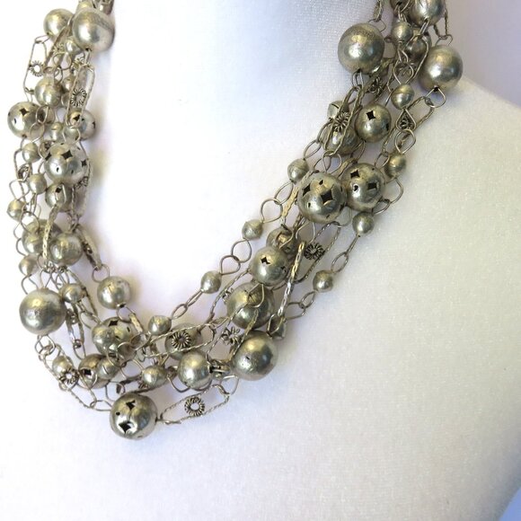 Silvertone Chunky Necklace........325 - Picture 1 of 3